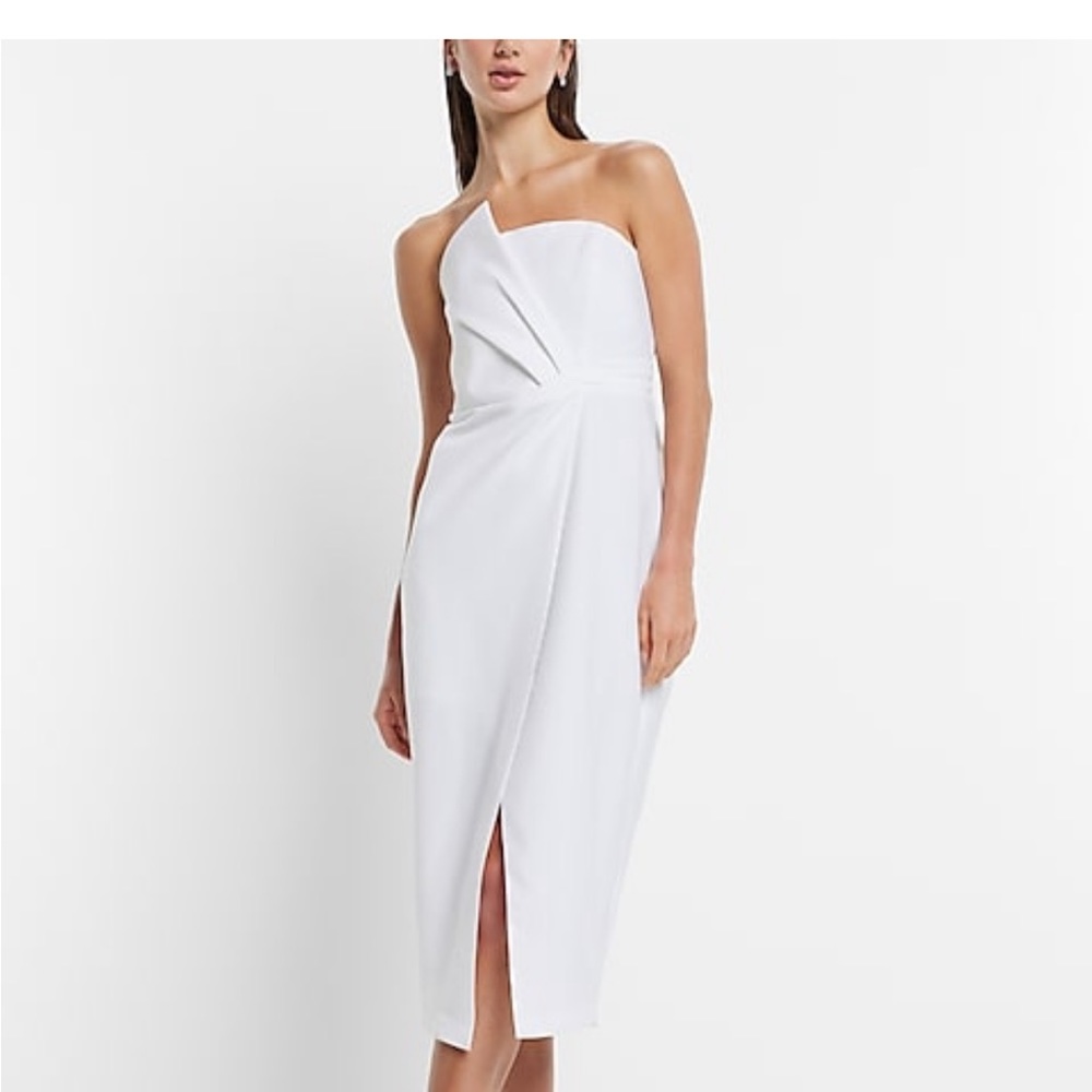 Express wedding dress with bow